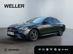 Gruen Gebraucht 2022 Mercedes E300 AMG line Limousine | 43.880 € (Teuer)