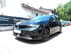 Schwarz Gebraucht 2023 Opel Astra Edition Limousine | 17.800 € (Guter Preis)
