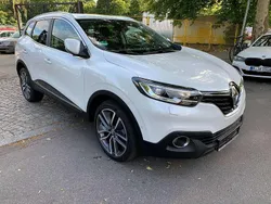 Parlament weiss Gebraucht 2018 Renault Kadjar Collection SUV | 13.900 € (Guter Preis)