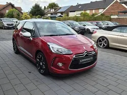 Rot Gebraucht 2015 Citroën DS3 Sport Chic Kleinwagen | 10.990 € (Teuer)
