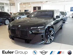 Schwarz Gebraucht 2025 BMW 740 Sport Line Limousine | 131.399 €