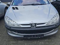 Silber Gebraucht 2001 Peugeot 206 CC Cabrio | 1.000 € (Superpreis)