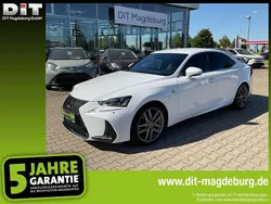 Fujiweiß Gebraucht 2018 Lexus IS300h Sport Line Limousine | 26.890 € (Fairer Preis)