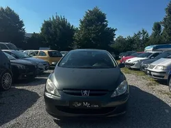 Grau Gebraucht 2004 Peugeot 307 CC Cabrio | 2.200 € (Fairer Preis)
