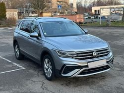Silber Gebraucht 2021 VW Tiguan Allspace R-line SUV | 18.750 €
