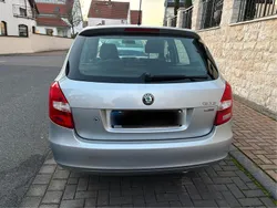 Silber Gebraucht 2012 Skoda Fabia Kombi | 2.200 € (Guter Preis)
