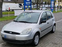 Silber Gebraucht 2004 Ford Fiesta Kleinwagen | 700 € (Guter Preis)