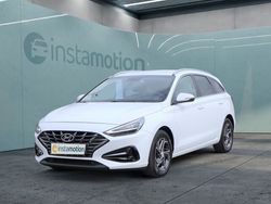 Weiß Gebraucht 2024 Hyundai i30 Trend Kombi | 23.740 € (Teuer)
