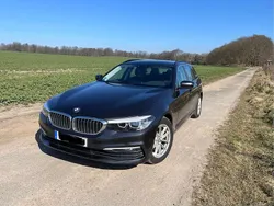 Schwarz Gebraucht 2018 BMW 520 Kombi | 20.800 € (Fairer Preis)