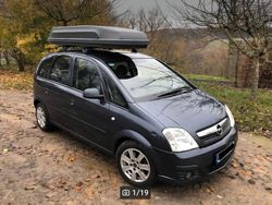 Blau Gebraucht 2006 Opel Meriva Van / Kleinbus | 650 € (Guter Preis)