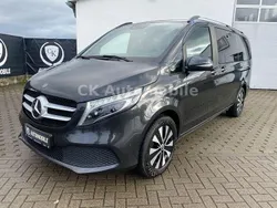 Lackfarbe graphitgrau metallic Gebraucht 2020 Mercedes V300 Edition Van / Kleinbus | 38.900 € (Etwas zu teuer)