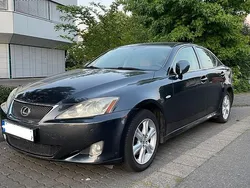 Grau Gebraucht 2007 Lexus IS220d Limousine | 2.600 € (Superpreis)