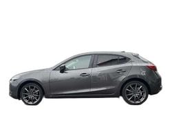 Grau Gebraucht 2017 Mazda 3 Exclusive | 15.520 € (Fairer Preis)