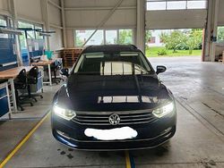 Blau Gebraucht 2017 VW Passat Comfortline Kombi | 13.200 € (Fairer Preis)