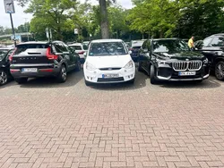 Weiß Gebraucht 2009 Ford S-MAX S Van / Kleinbus | 3.900 € (Fairer Preis)