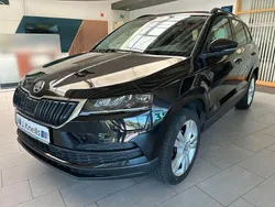 Schwarz Gebraucht 2018 Skoda Karoq Style SUV | 16.950 € (Fairer Preis)