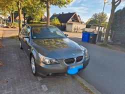Grau Gebraucht 2006 BMW 530 Limousine | 4.500 € (Guter Preis)