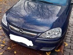Blau Gebraucht 2004 Opel Corsa Limousine | 1.350 € (Guter Preis)