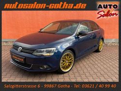 Blau Gebraucht 2012 VW Jetta Highline Limousine | 11.490 € (Teuer)