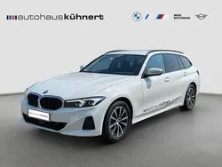 Weiß Gebraucht 2025 BMW 320 Sport Line Kombi | 42.785 € (Teuer)