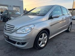 Silber Gebraucht 2007 Mercedes B200 Van / Kleinbus | 6.999 € (Fairer Preis)