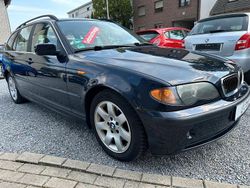 Blau Gebraucht 2004 BMW 320 Kombi | 1.850 € (Superpreis)