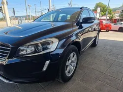 Blau Gebraucht 2017 Volvo XC60 Momentum SUV | 23.900 € (Fairer Preis)