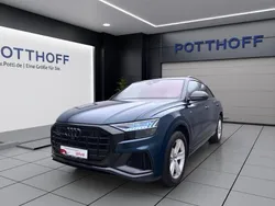 Blau Gebraucht 2022 Audi Q8 S-Line SUV | 62.750 € (Guter Preis)