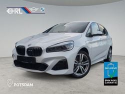 Weiß Gebraucht 2021 BMW 225 M Sport Van / Kleinbus | 24.990 € (Guter Preis)