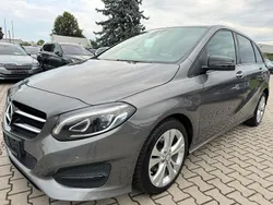 Grau Gebraucht 2017 Mercedes B200 Edition Van / Kleinbus | 9.990 € (Guter Preis)