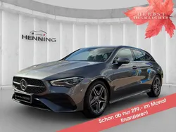 Grau Gebraucht 2024 Mercedes CLA180 Shooting Brake AMG Kombi | 32.880 €