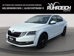 Weiss Gebraucht 2018 Skoda Octavia Style Limousine | 16.688 € (Fairer Preis)