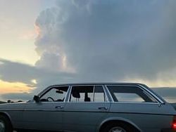 Blau Gebraucht 1980 Mercedes 230 Kombi | 23.900 €