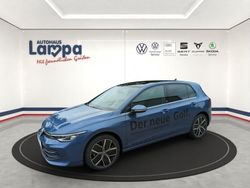 Blau Gebraucht 2024 VW Golf VIII Edition Limousine | 36.590 € (Teuer)