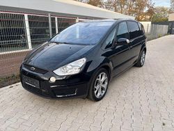 Schwarz Gebraucht 2010 Ford S-MAX Titanium Van / Kleinbus | 3.990 € (Etwas zu teuer)