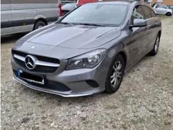Silber Gebraucht 2016 Mercedes CLA180 Limousine | 12.999 € (Etwas zu teuer)