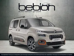 Eisweiss Gebraucht 2023 Citroën Berlingo Feel Van / Kleinbus | 24.480 € (Etwas zu teuer)