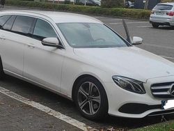 Weiß Gebraucht 2017 Mercedes E200 Avantgarde Kombi | 20.800 € (Fairer Preis)