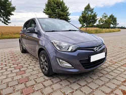 Grau Gebraucht 2014 Hyundai i20 Classic Kleinwagen | 5.450 € (Fairer Preis)