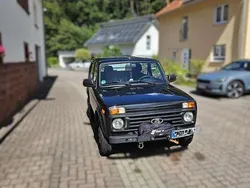 Schwarz Gebraucht 2021 Lada niva SUV | 15.000 €