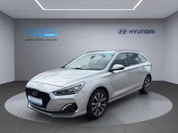 Silber Gebraucht 2020 Hyundai i30 Premium Kombi | 16.990 € (Fairer Preis)