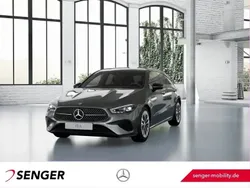 Gebraucht 2025 Mercedes CLA200 Shooting Brake Progressive Kombi | 37.490 € (Etwas zu teuer)