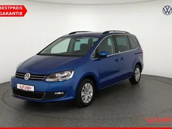 Blau Gebraucht 2018 VW Sharan Comfortline Van / Kleinbus | 28.990 € (Teuer)