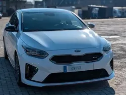 Weiß Gebraucht 2020 Kia ProCeed Kleinwagen | 22.000 € (Fairer Preis)