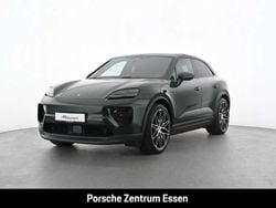 Oakgrünmetallic neo Gebraucht 2024 Porsche Macan SUV | 105.900 €