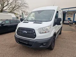 Weiß Gebraucht 2016 Ford Transit Trend Van / Kleinbus | 13.200 € (Fairer Preis)