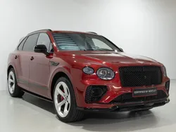 Rot Gebraucht 2023 Bentley Bentayga SUV | 213.980 € (Guter Preis)