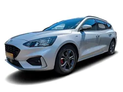 Silber Gebraucht 2021 Ford Focus ST-Line X Limousine | 24.449 € (Fairer Preis)