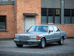 Blau Gebraucht 1981 Mercedes E500 Limousine | 24.500 €