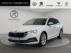 Moonweiss metallic Gebraucht 2021 Skoda Octavia First Edition Kombi | 25.490 € (Fairer Preis)